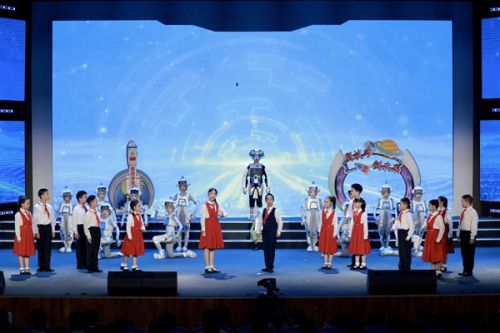 “新时代好少年·礼赞新中国 奋进新时代”主题读书活动成果展举办。北京市教委供图