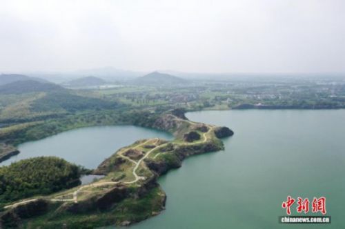 10月4日，神仙湖生态公园一景(航拍图)。曹丹 摄