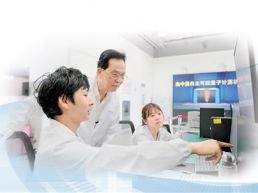 四十余载追寻量子之光（弘扬科学家精神）