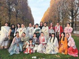 巴黎有个木瓜社