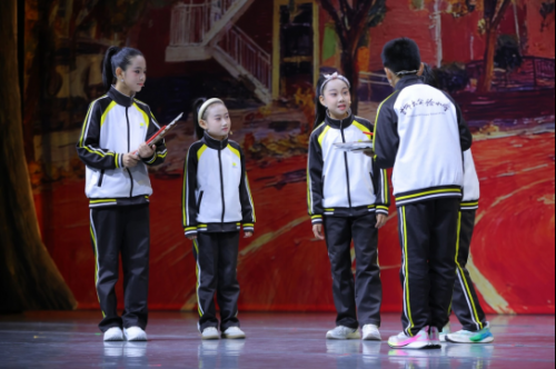 原创校园剧《银杏树下》。校方供图