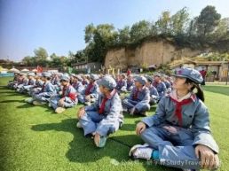 学生研学作文：一场穿越时空的精神洗礼