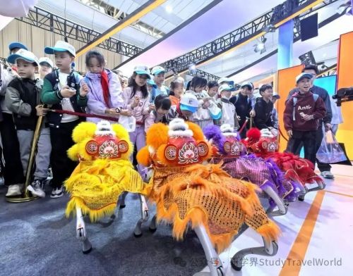 集中徒步、景区研学、免费托管……四川宜宾学生“花式”度过首个秋假