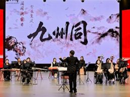 北京高校港澳台青年以文艺汇演传承抗战精神