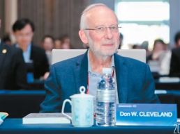 坚持临床试验，与AI保持距离（走近科学大咖⑥）