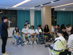 跨越山海话知音，解码友谊无国界——建筑设备学院举办中外青年交流活动