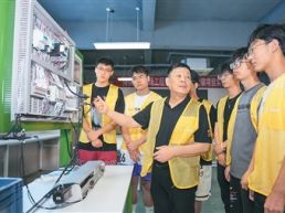 产教联合体 精准育人才