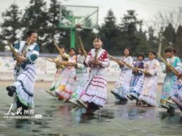 贵州黔西：苗族芦笙舞进校园