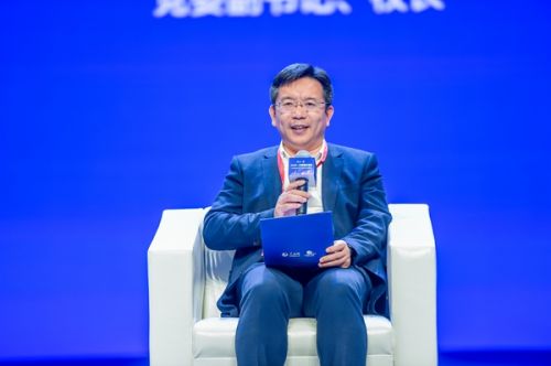 中国矿业大学（北京）校长、党委副书记刘波出席论坛并发言