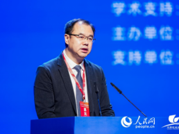 孙立涛：拥抱智能浪潮 重塑教育未来