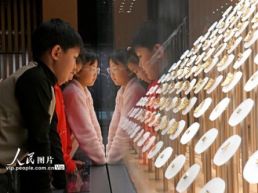 安徽淮南：春假开启 乐游博物馆
