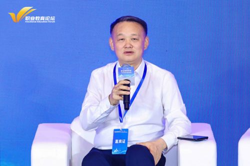 济宁职业技术学院党委副书记、院长李中国
