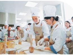 “美食学院”，越来越吃香