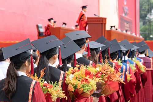 中国人民大学2026年毕业典礼现场。学校供图