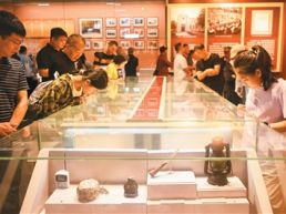 红色旅游“正青春”