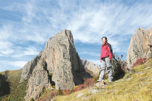 张东菊在野外考察中。 受访者供图