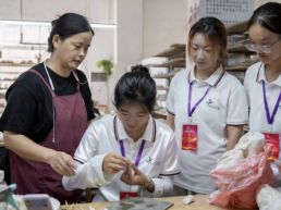 实操砺真知 匠心润青春！ 河南百名学子沉浸式实践点亮“出彩中原”实践路