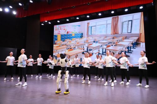 北京市东城区史家胡同小学开学典礼。学校供图