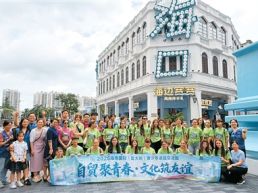 “把课本上的文字变成眼前的生活”