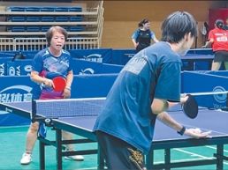 你陪我长大 我教你打球（我运动我快乐）