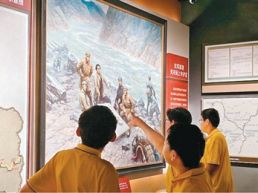 海外华裔青少年在长征路上读懂中国